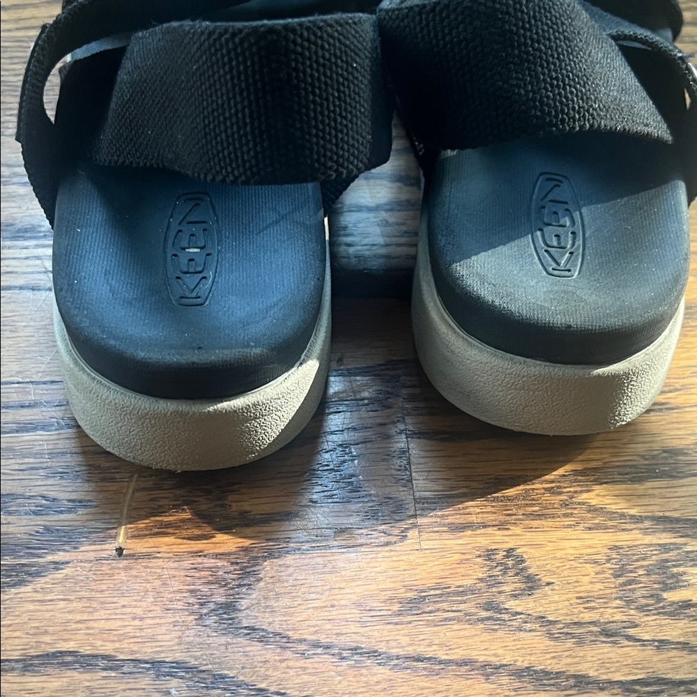 Good🎉 condition KEEN Elle backstrap sandal, size 8 - Picture 7 of 8